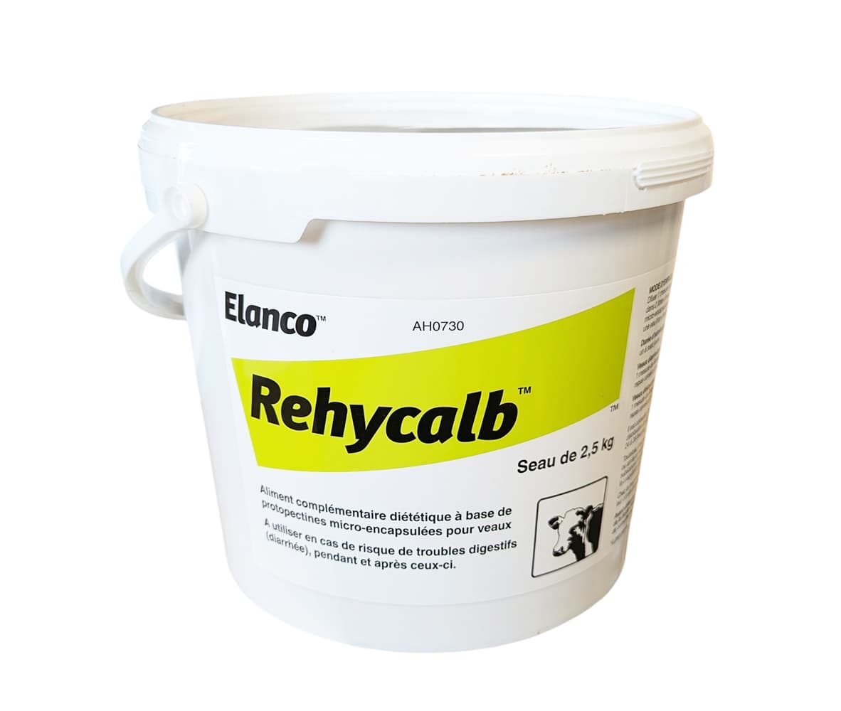 Seau blanc de 2,5 kg d'aliment diététique Rehycalb d'Elanco aux protopectines micro-encapsulées pour les troubles digestifs du veau.