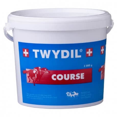 Seau de 3kg de granulés vitamines et minéraux Twydil Course pour cheval d'entraînement.