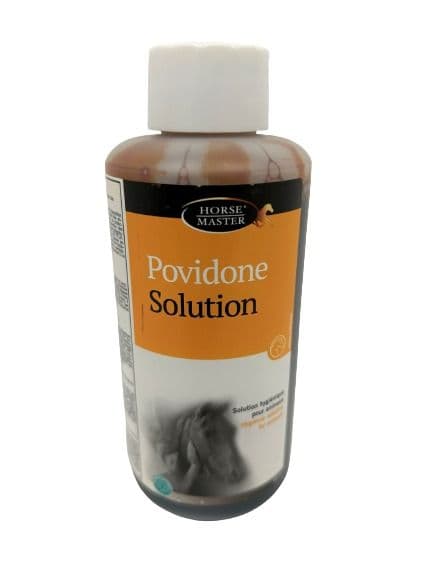 Flacon de 200 ml de Povidone Solution 10 % Horse Master antiseptique pour cheval avec bouchon verseur.