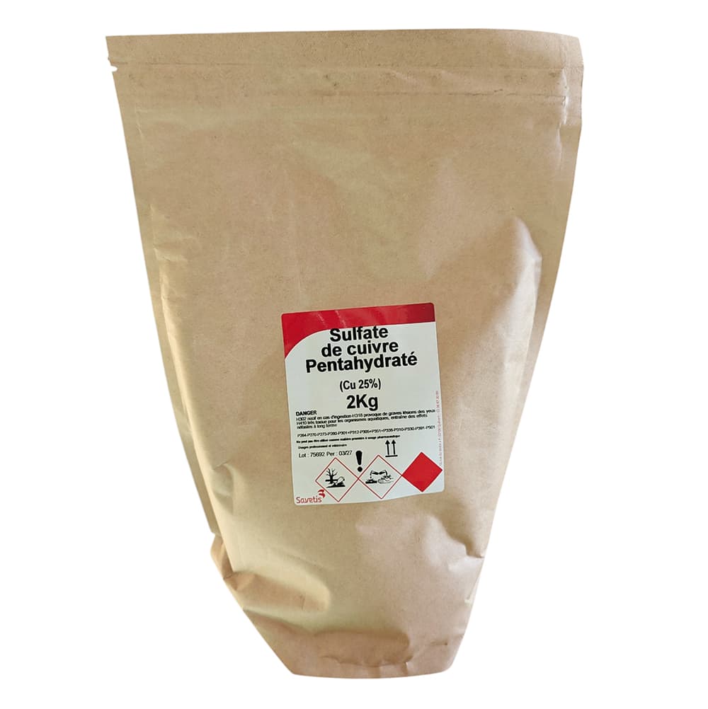 Sachet de 2 kg de Sulfate de cuivre Pentahydraté Savetis de qualité FEED, poudre bleue titrée à 25% de cuivre pour usage agricole et élevage.