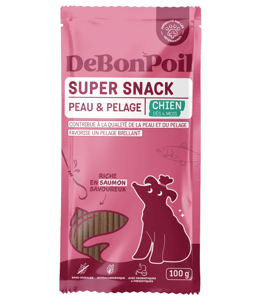 Sachet rose de 100g DeBonPoil Super Snack Peau & Pelage au saumon pour chien, riche en probiotiques, zinc et biotine pour un poil brillant.