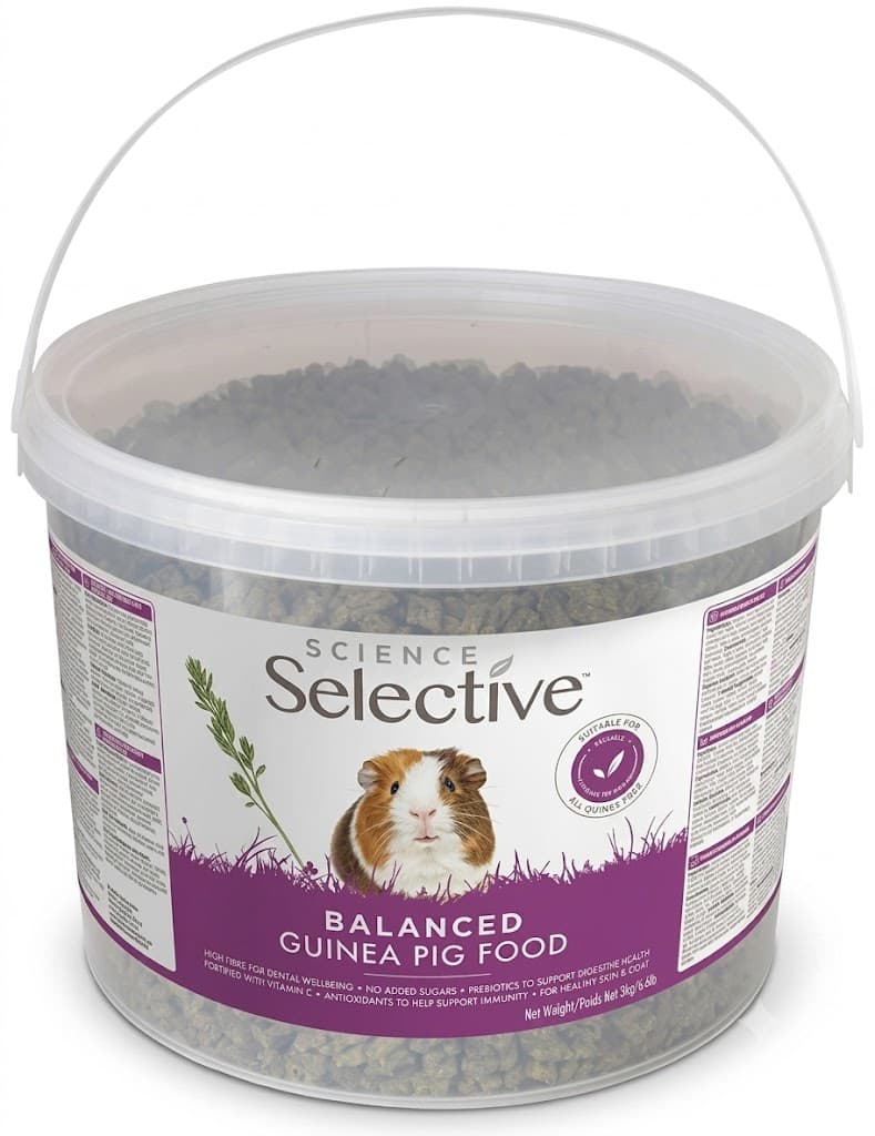 Seau transparent de 3 kg d'extrudés Supreme Science Selective Cochon d'Inde avec anse et visuel de cobaye tricolore.