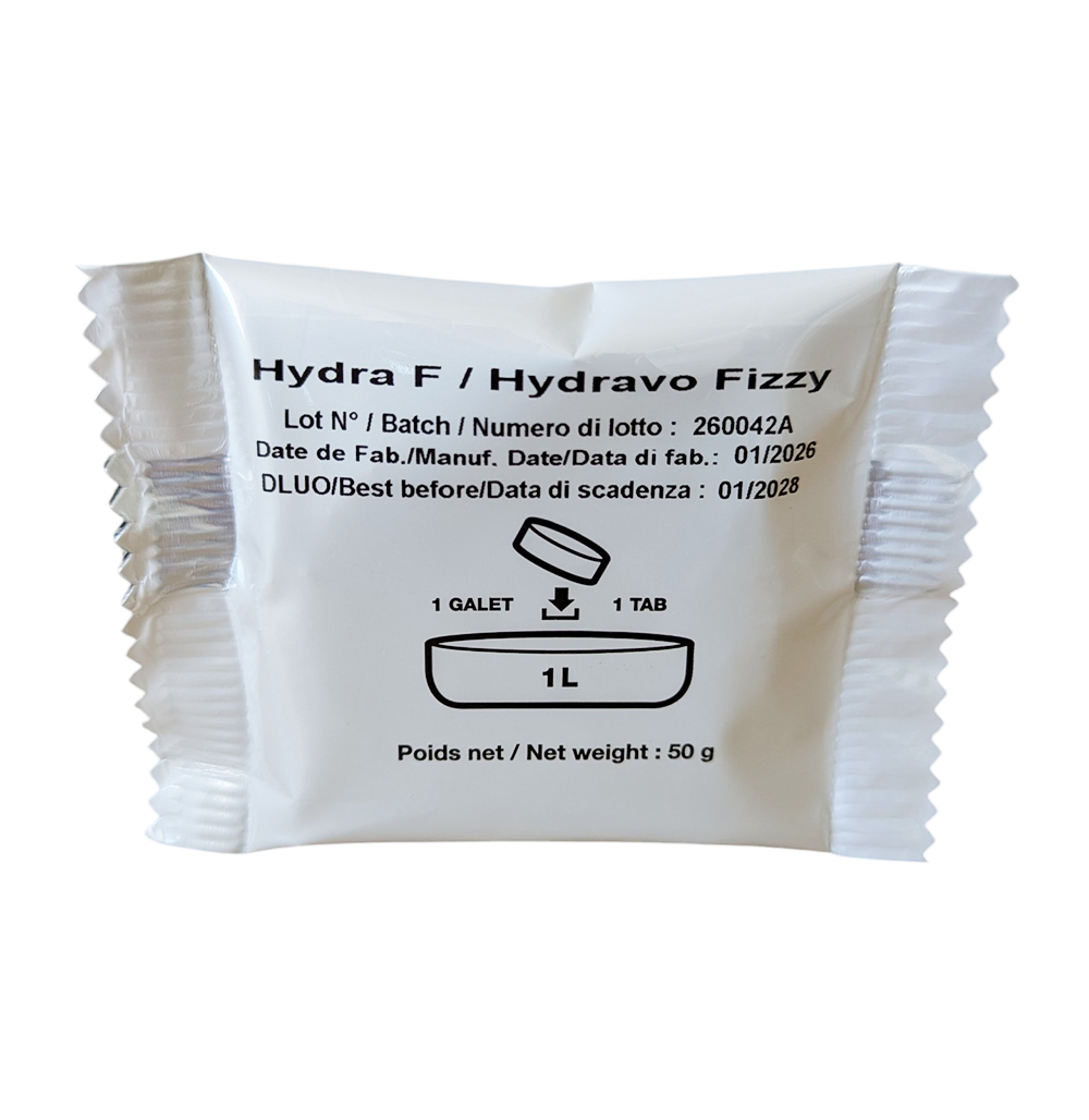 Boîte blanche et grise d'Hydra F de Huvepharma montrant un sachet individuel de galet effervescent de 50 g pour la réhydratation des veaux.