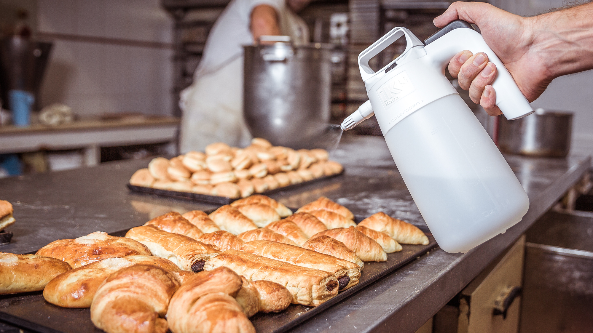 Pulvérisateur professionnel blanc IK FOOD 1.5 certifié pour usage alimentaire.