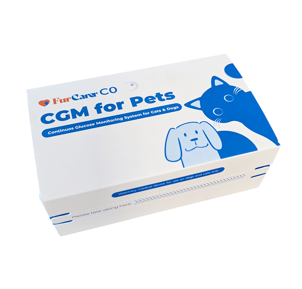 Boîte blanche et bleue du dispositif médical vétérinaire FurCarer CGM for PETS, illustrant un chien et un chat.