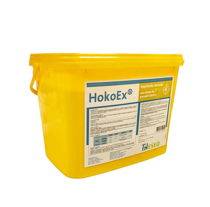 Seau jaune de 5 kg de larvicide HOKOEX sous forme de granulés solubles pour le contrôle des mouches en élevage.