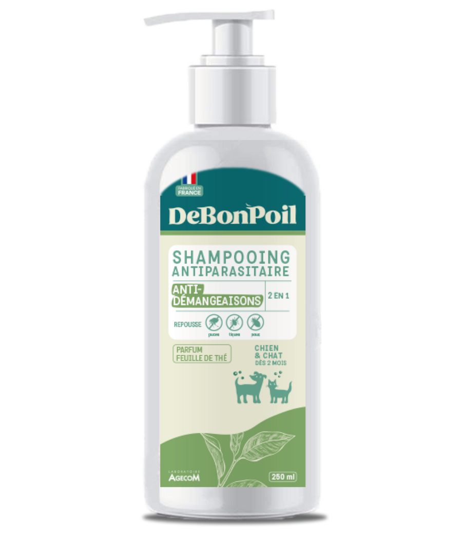 Flacon blanc de 250 ml de Shampooing Antiparasitaire 2en1 DeBonPoil anti-démangeaisons parfum feuille de thé avec pompe.