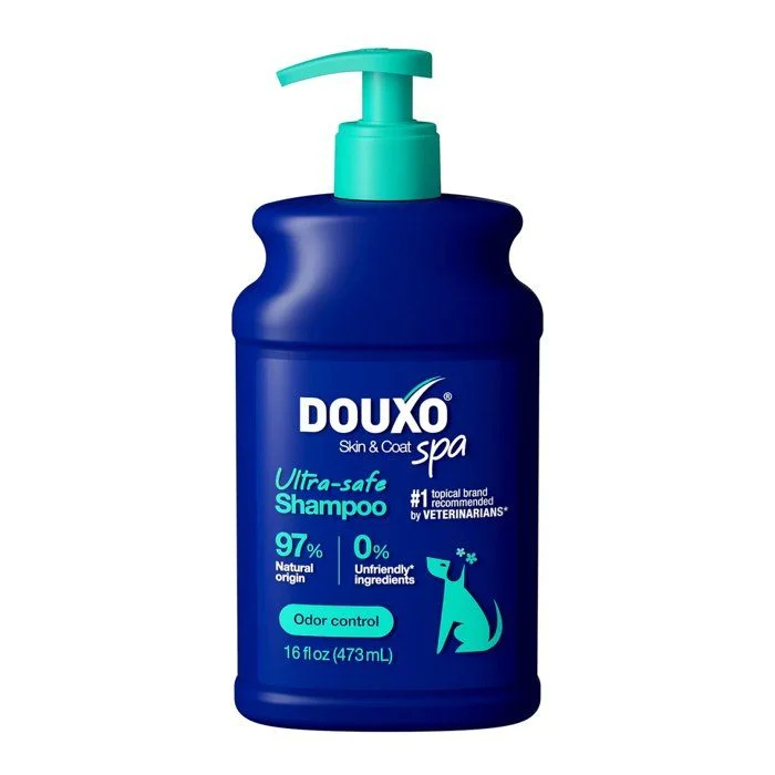 Flacon Douxo SPA Shampoing Anti-Odeurs 250 ml bleu, shampoing purifiant pour chien contre les mauvaises odeurs du pelage.