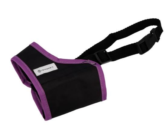 Muselière VETNORDIC XXL Short noire avec finition violette réfléchissante pour Boxer et Bouledogue.