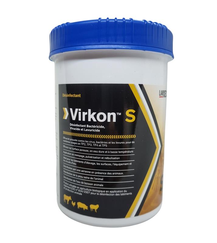 Flacon blanc avec bouchon bleu de 1 kg de désinfectant Virkon S LANXESS, solution bactéricide, virucide et levuricide pour usage vétérinaire.