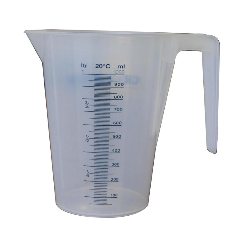 Pichet doseur gradué 3 litres en plastique haute résistance pour mélange de produits chimiques.