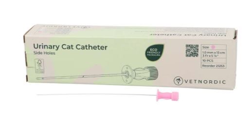 Boîte de 10 cathéters urinaires roses Vetnordic 3Fr pour chat, trous latéraux polis et extrémité fermée, emballage éco-responsable.