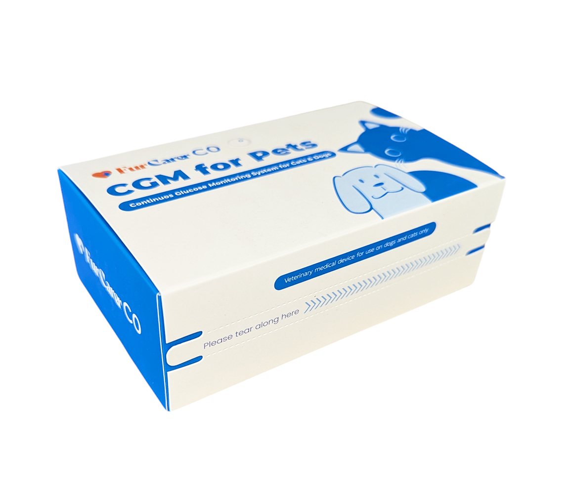 Boîte blanche et bleue du dispositif médical vétérinaire FurCarer CGM for PETS, illustrant un chien et un chat.