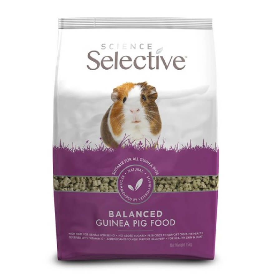 Sachet de 1,5 kg d'extrudés Supreme Science Selective Cochon d'Inde avec visuel de cobaye tricolore.