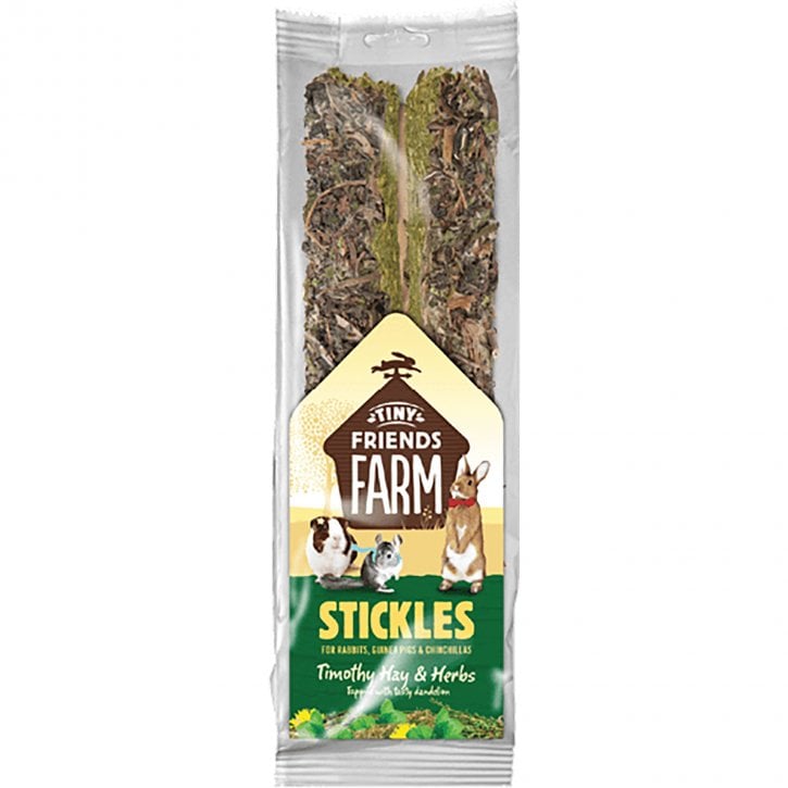 Sachet de 100g de batonnets friandises au foin et pissenlit Tiny Friends Farm Stickles pour lapin cobaye.